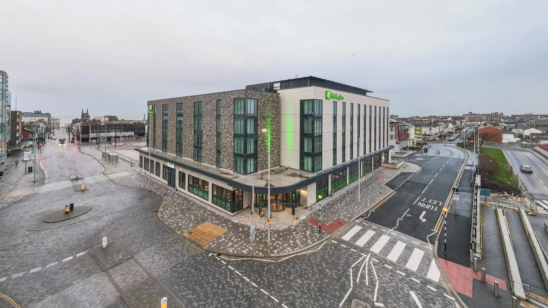 Hotel Holiday Inn Blackpool By Ihg