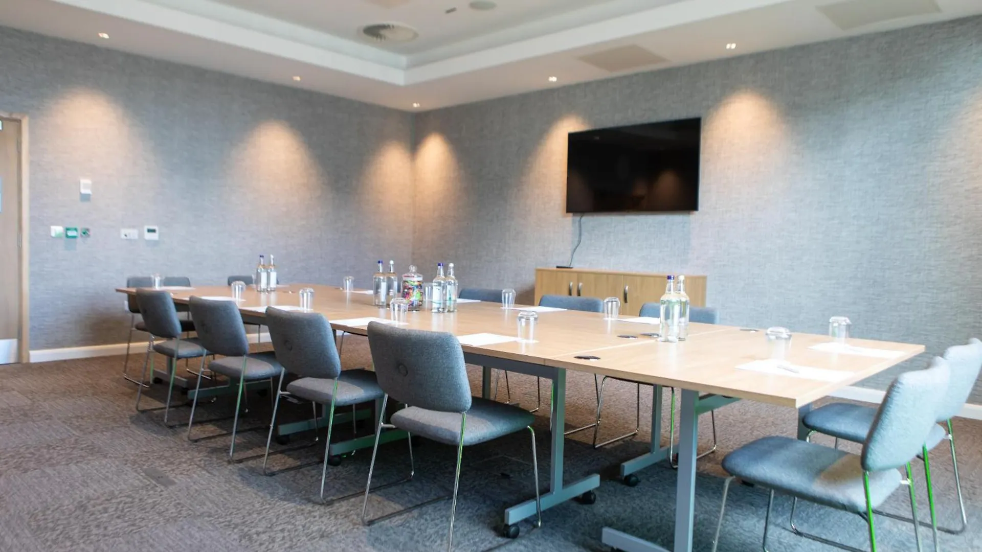 Holiday Inn Blackpool By Ihg 4*,