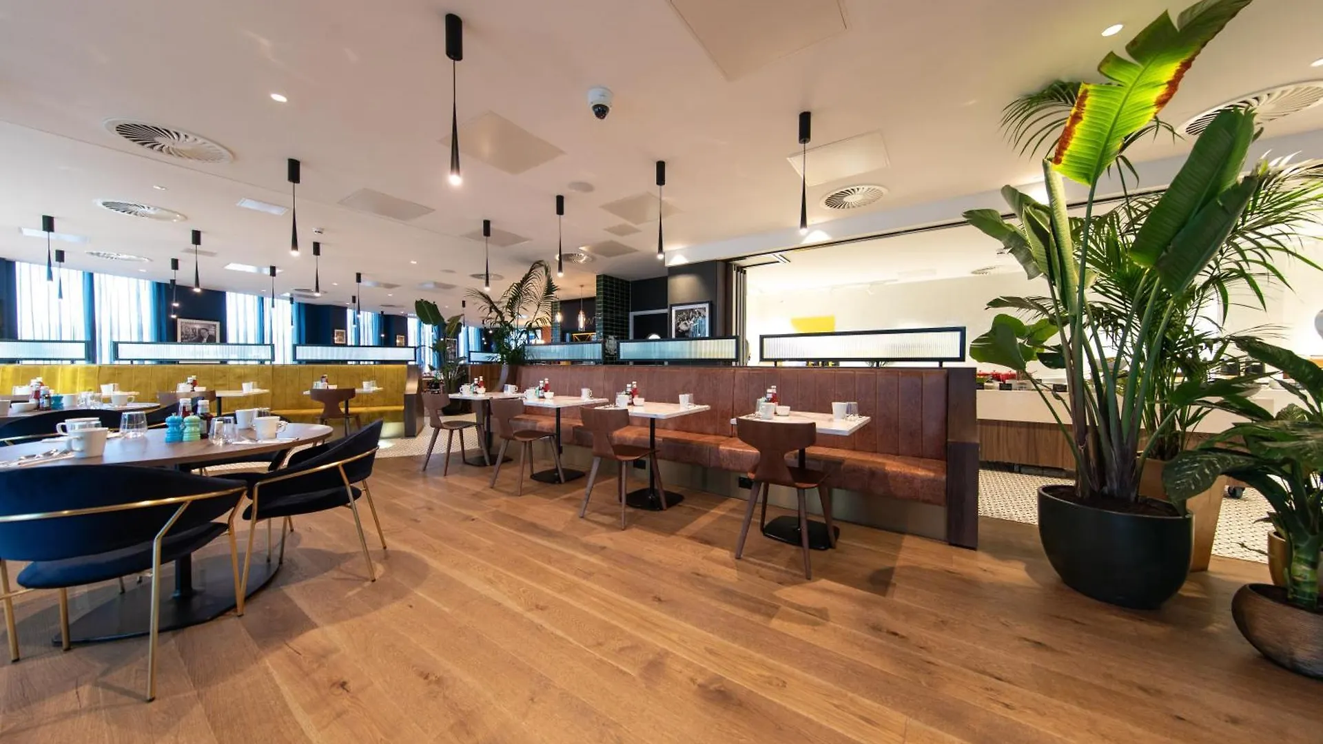 Holiday Inn Blackpool By Ihg 4*,  イギリス