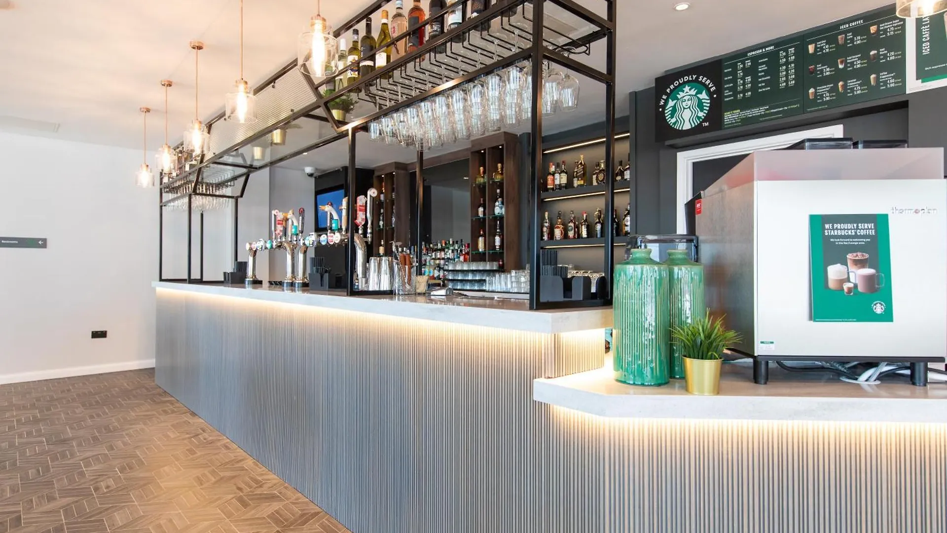 Holiday Inn Blackpool By Ihg ホテル