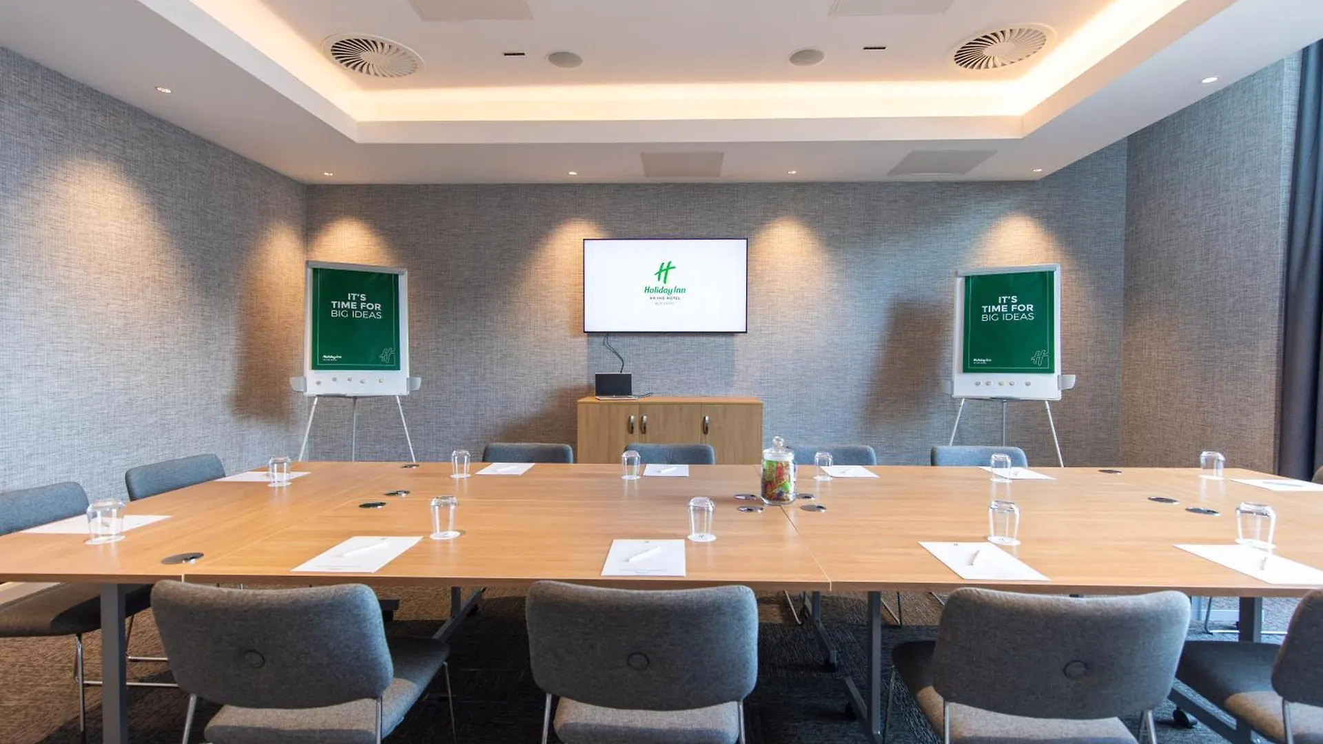 Holiday Inn Blackpool By Ihg イギリス
