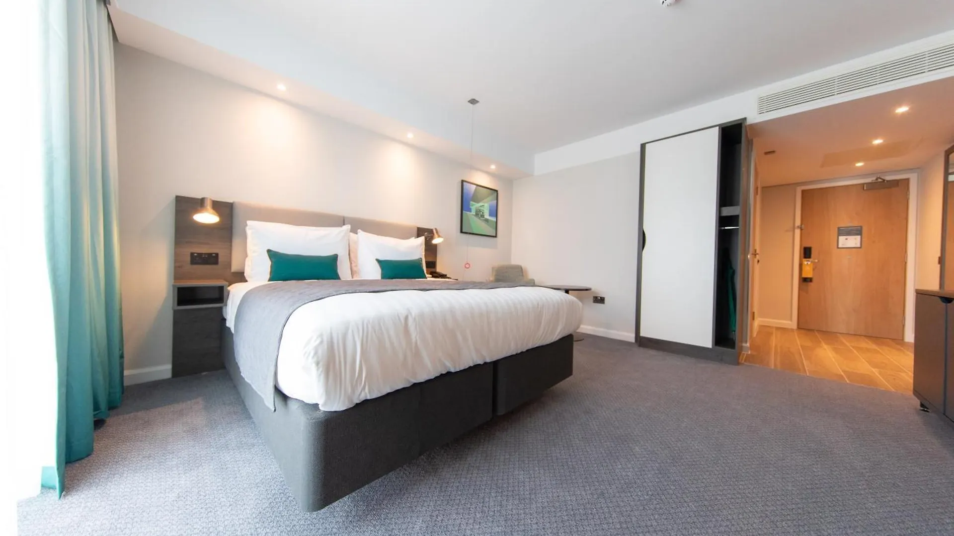 Holiday Inn Blackpool By Ihg Hotel